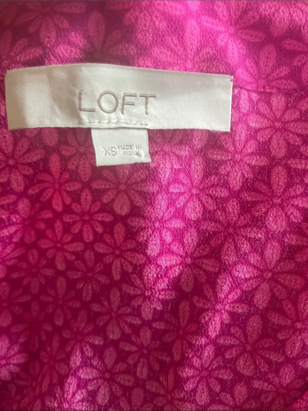 LOFT Fuchsia Tie-Front Puff Sleeve Blouse
